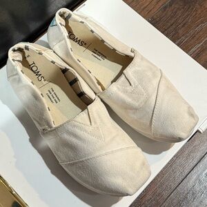 TOMS White Canvas Slip-Ons